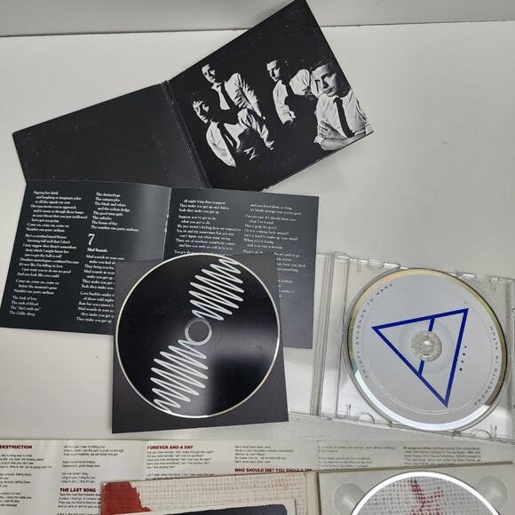 Mixed Alternative / Indie-Rock Music (2009 & 2013) Genre Lot of 3 CD's - Picture 2 of 5